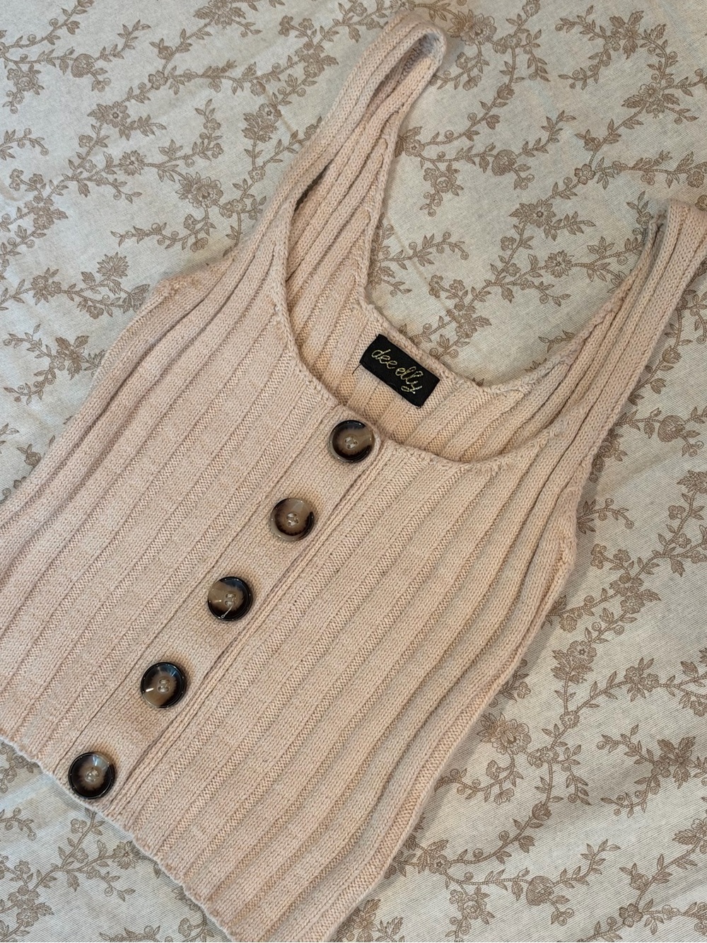 dee elley Ribbed Button-Front Knit Tank in Light Beige